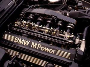 BMW M5 1989 года (US)